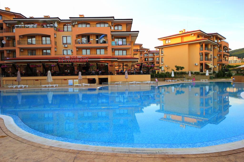 Menada Sky Dreams Apartments Sveti Vlas Buitenkant foto