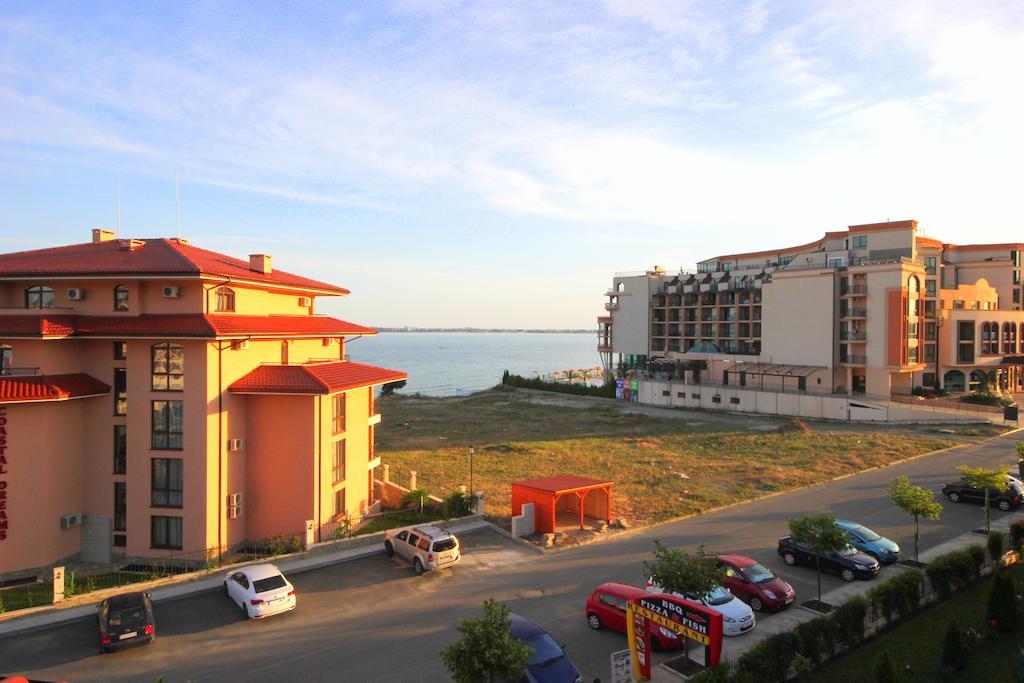 Menada Sky Dreams Apartments Sveti Vlas Buitenkant foto