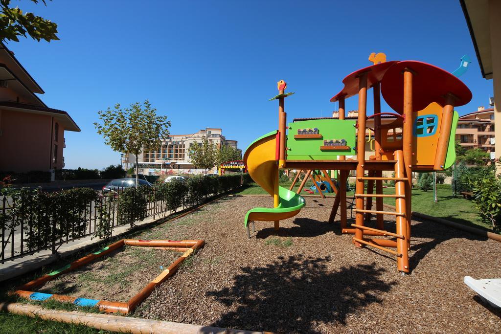 Menada Sky Dreams Apartments Sveti Vlas Buitenkant foto