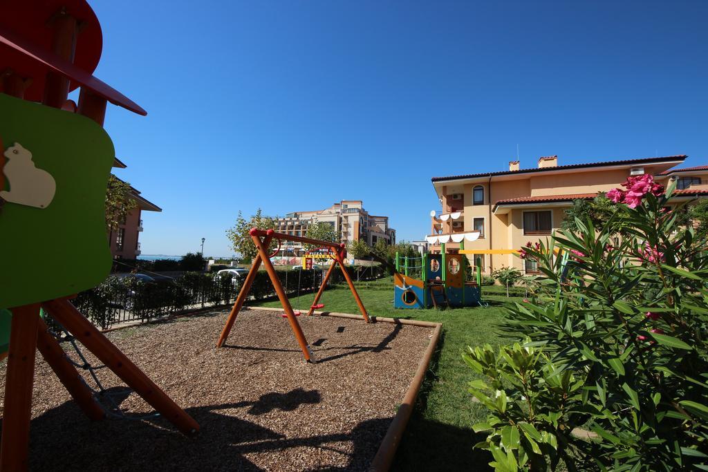 Menada Sky Dreams Apartments Sveti Vlas Buitenkant foto