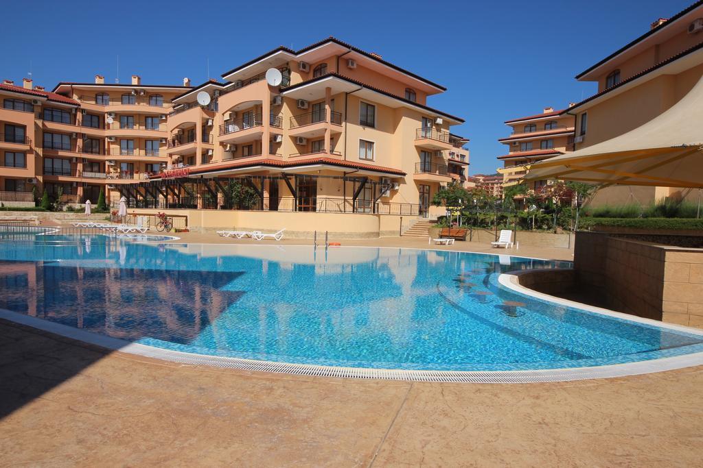 Menada Sky Dreams Apartments Sveti Vlas Buitenkant foto