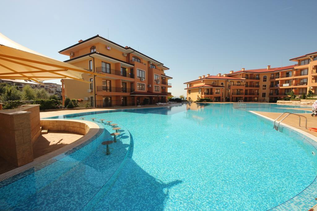 Menada Sky Dreams Apartments Sveti Vlas Buitenkant foto