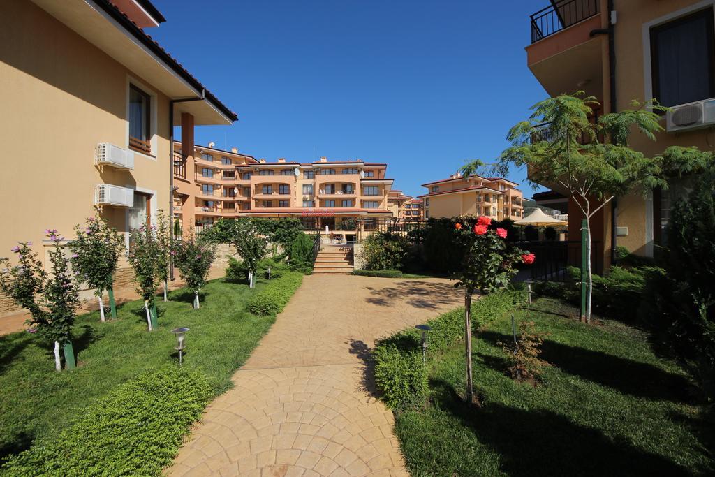 Menada Sky Dreams Apartments Sveti Vlas Buitenkant foto