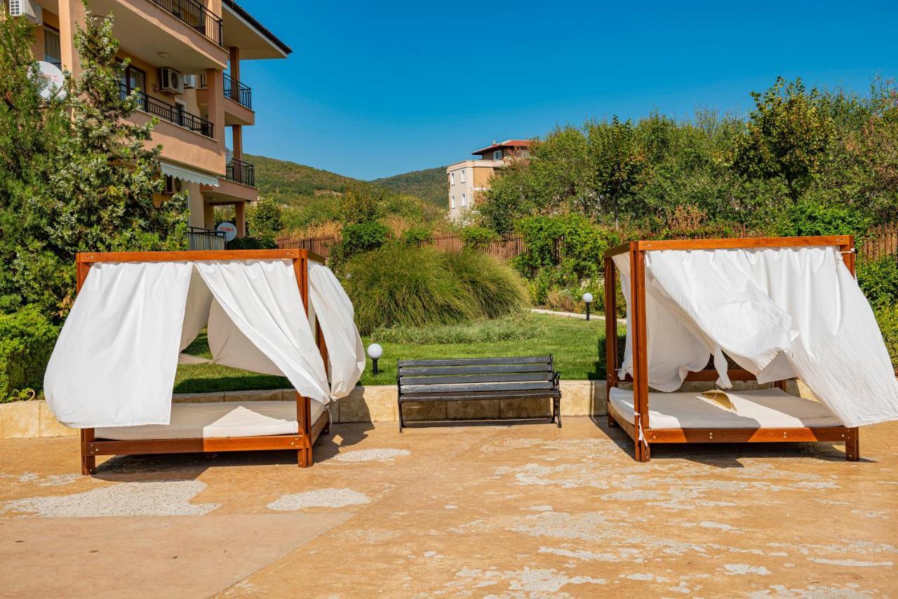 Menada Sky Dreams Apartments Sveti Vlas Buitenkant foto