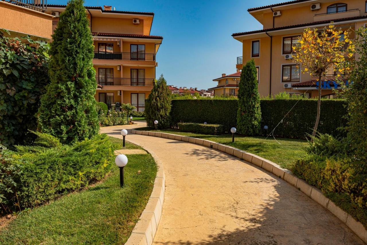 Menada Sky Dreams Apartments Sveti Vlas Buitenkant foto