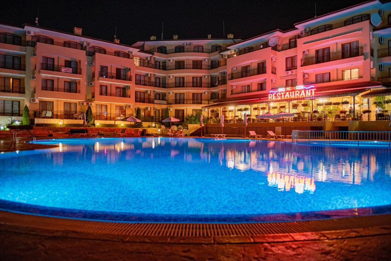 Menada Sky Dreams Apartments Sveti Vlas Buitenkant foto