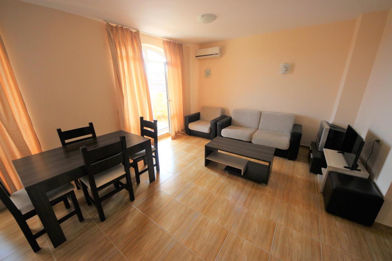 Menada Sky Dreams Apartments Sveti Vlas Buitenkant foto