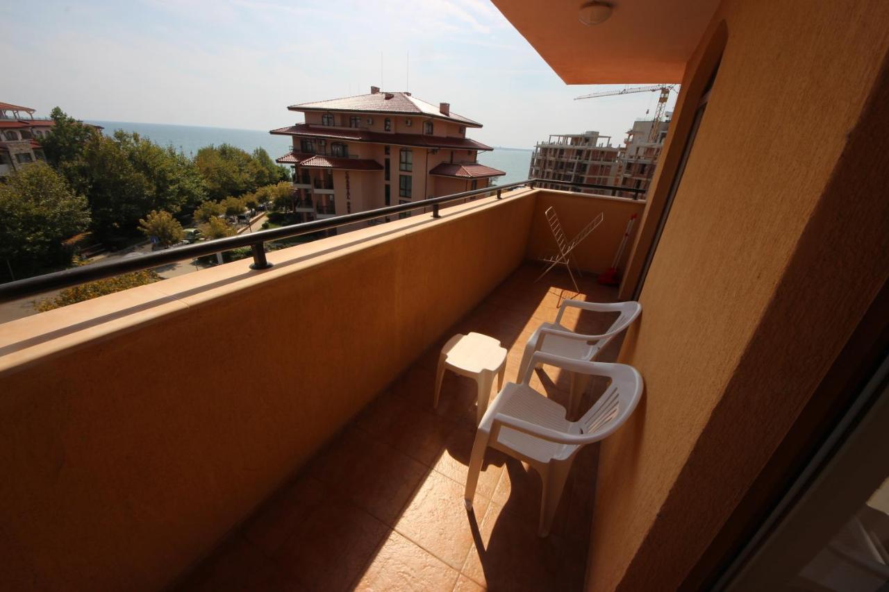 Menada Sky Dreams Apartments Sveti Vlas Buitenkant foto