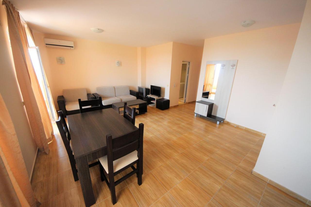 Menada Sky Dreams Apartments Sveti Vlas Buitenkant foto