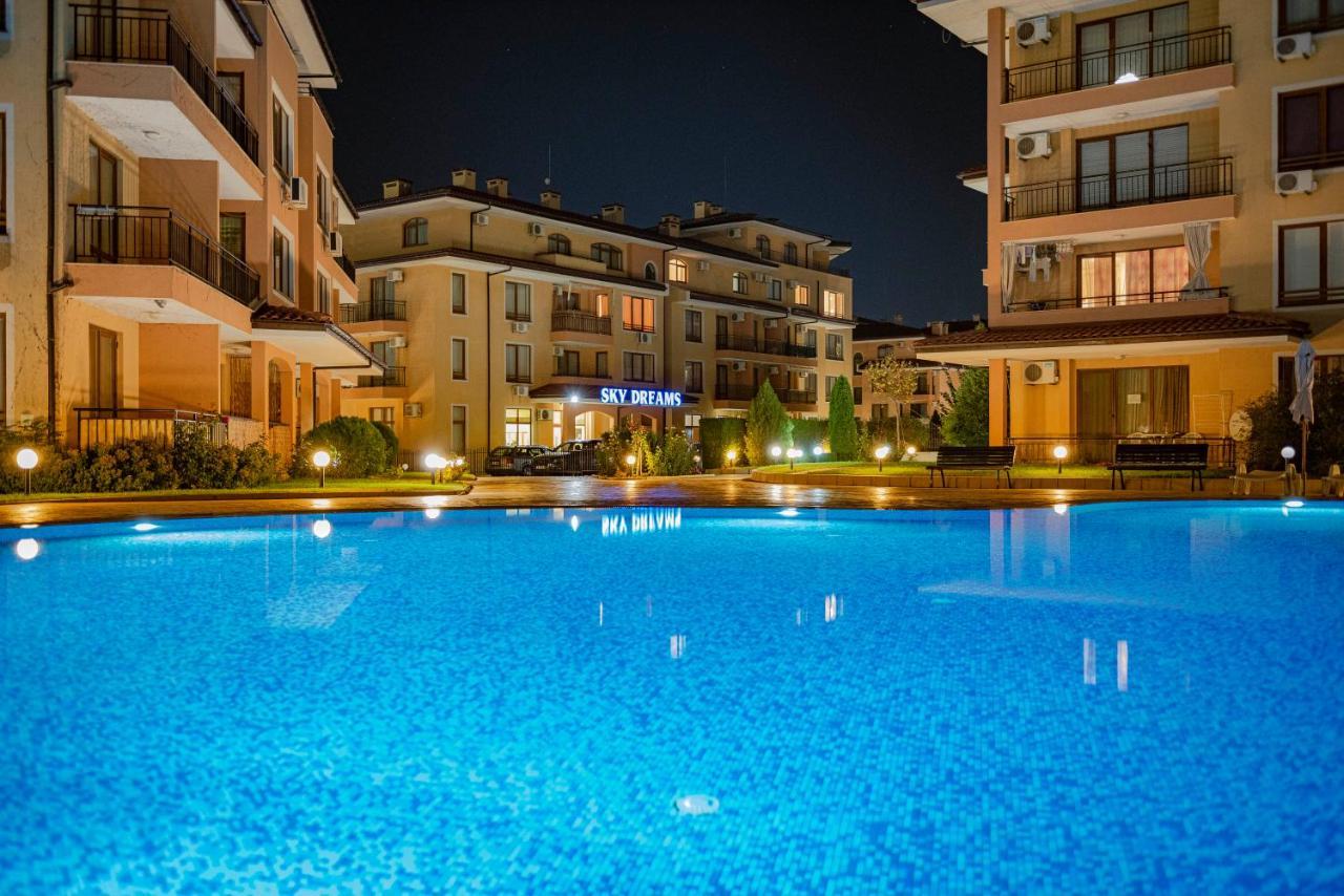 Menada Sky Dreams Apartments Sveti Vlas Buitenkant foto