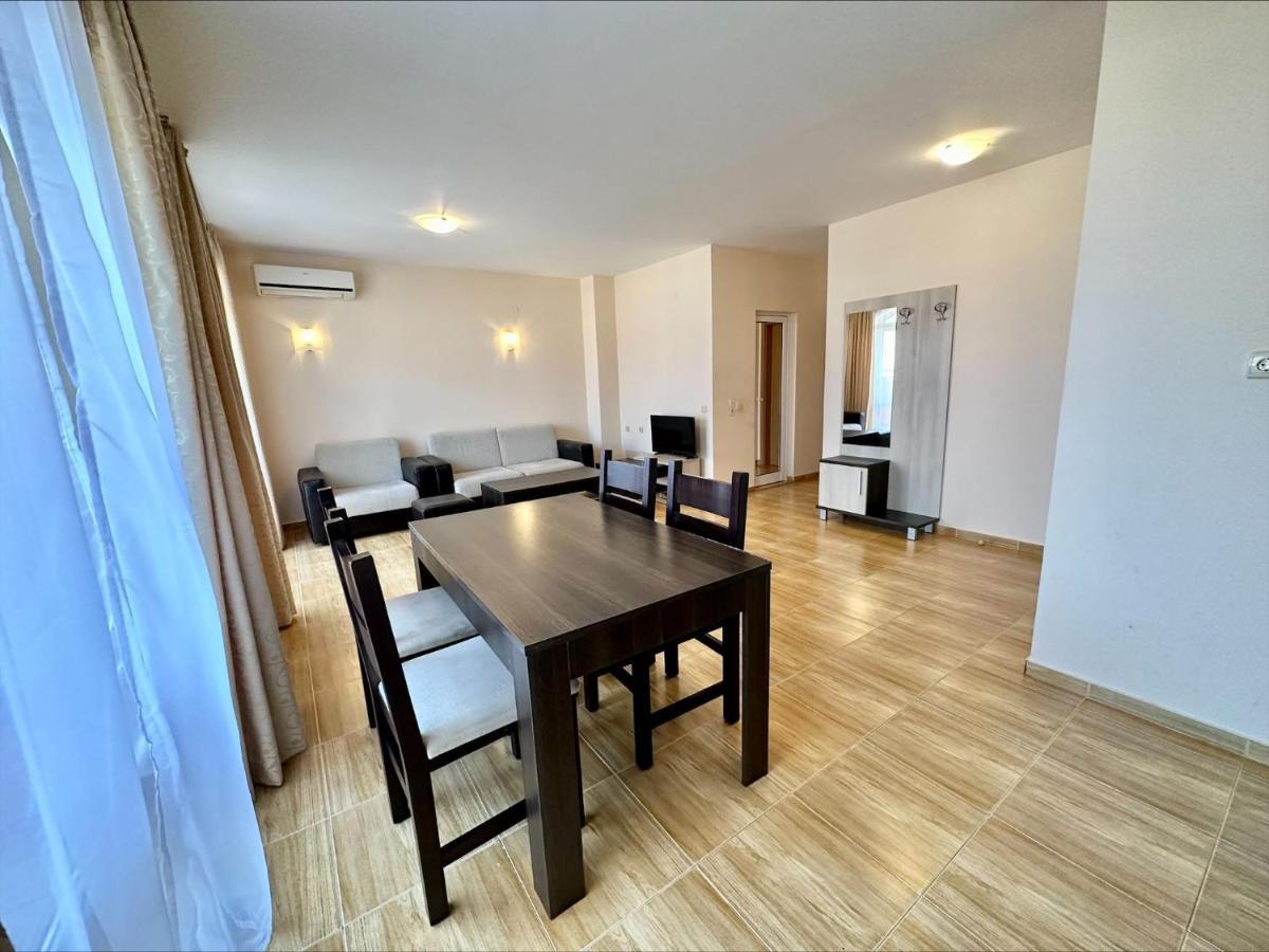 Menada Sky Dreams Apartments Sveti Vlas Buitenkant foto
