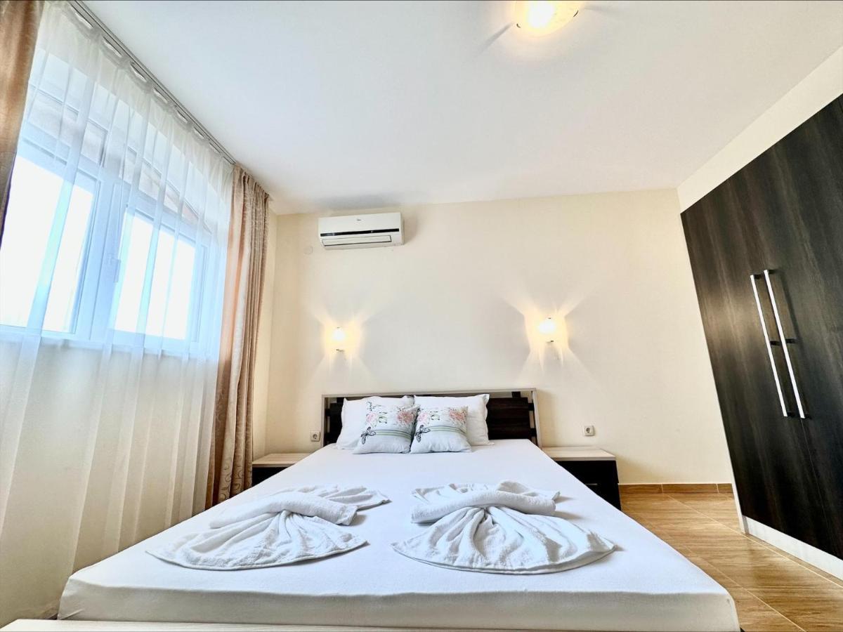 Menada Sky Dreams Apartments Sveti Vlas Buitenkant foto