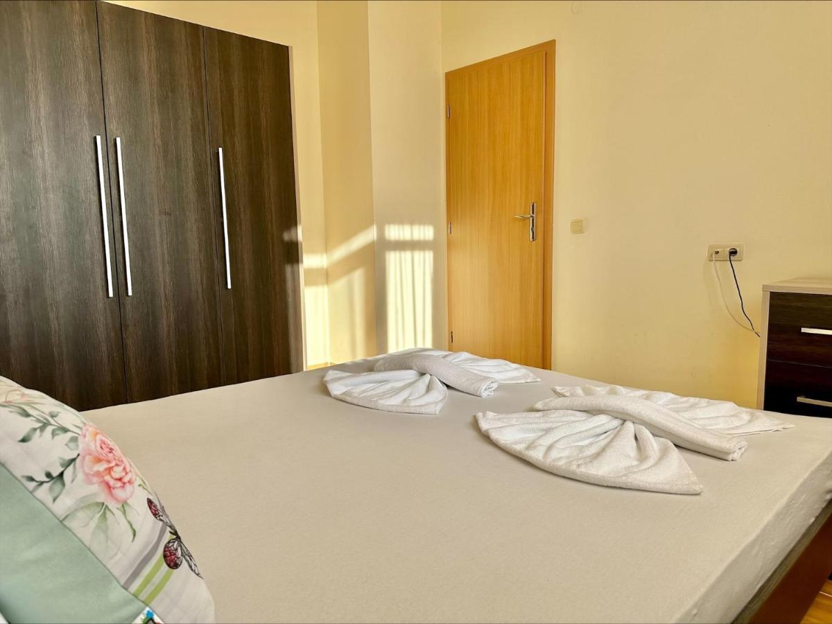 Menada Sky Dreams Apartments Sveti Vlas Buitenkant foto