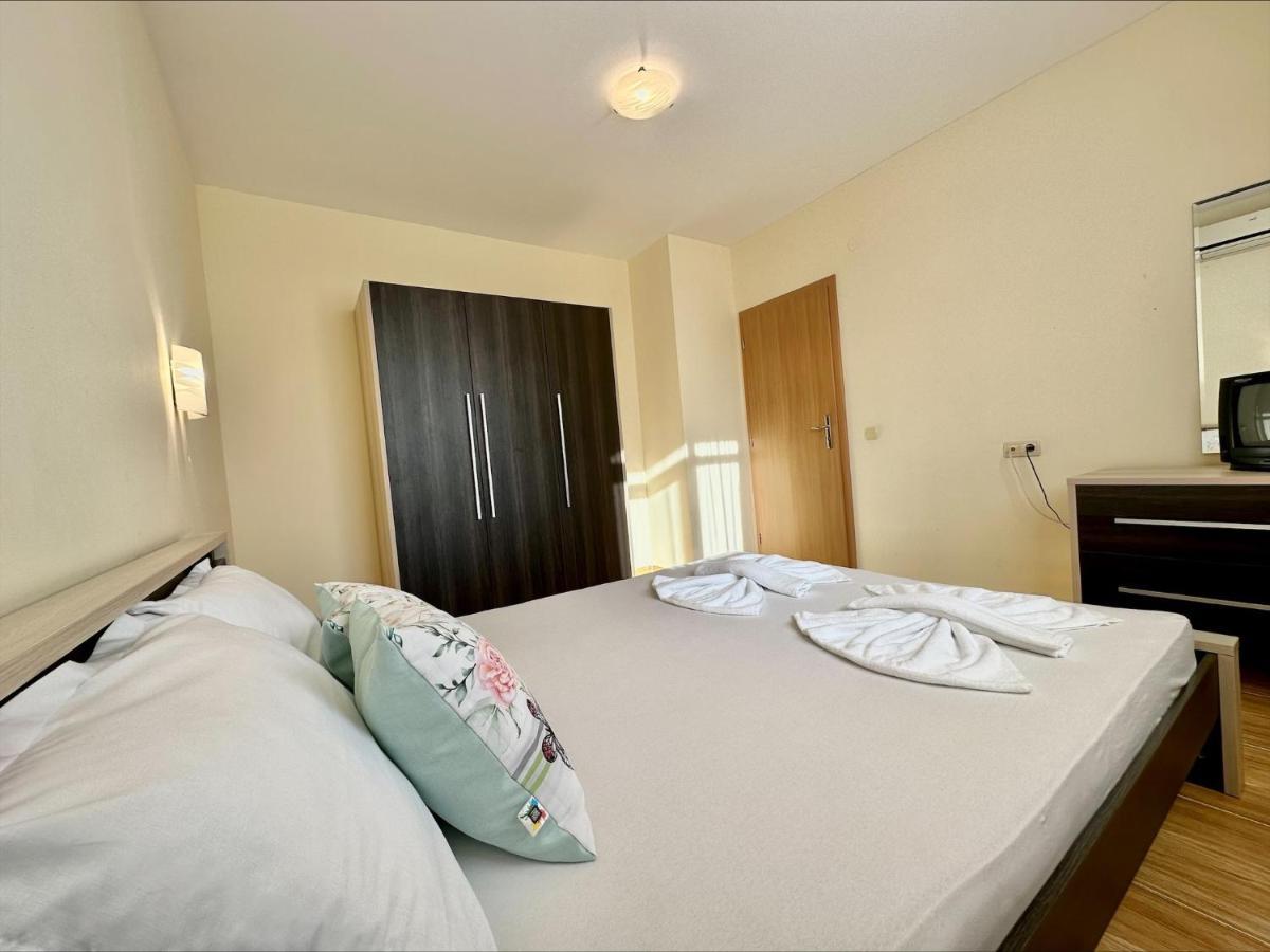 Menada Sky Dreams Apartments Sveti Vlas Buitenkant foto