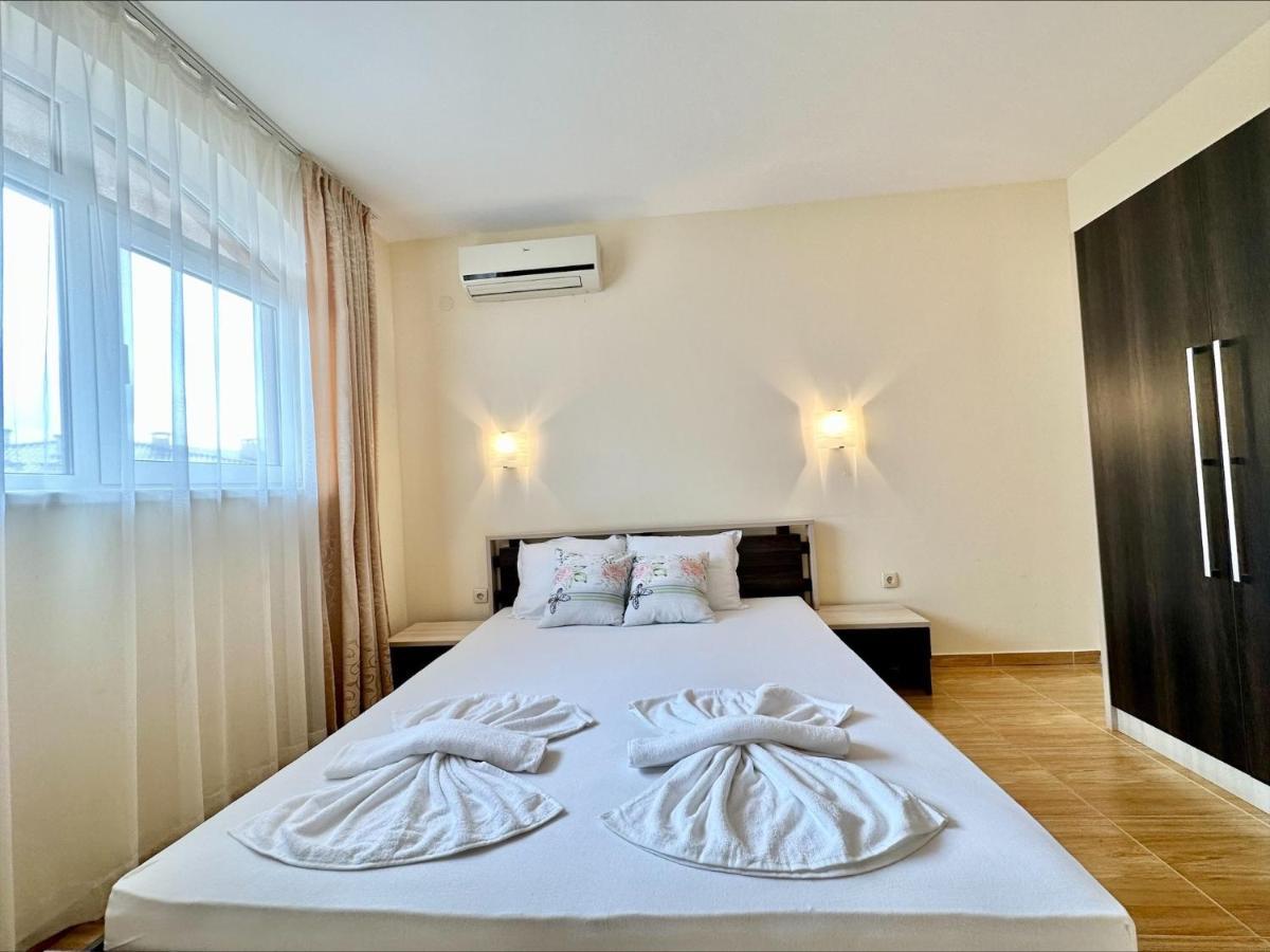 Menada Sky Dreams Apartments Sveti Vlas Buitenkant foto