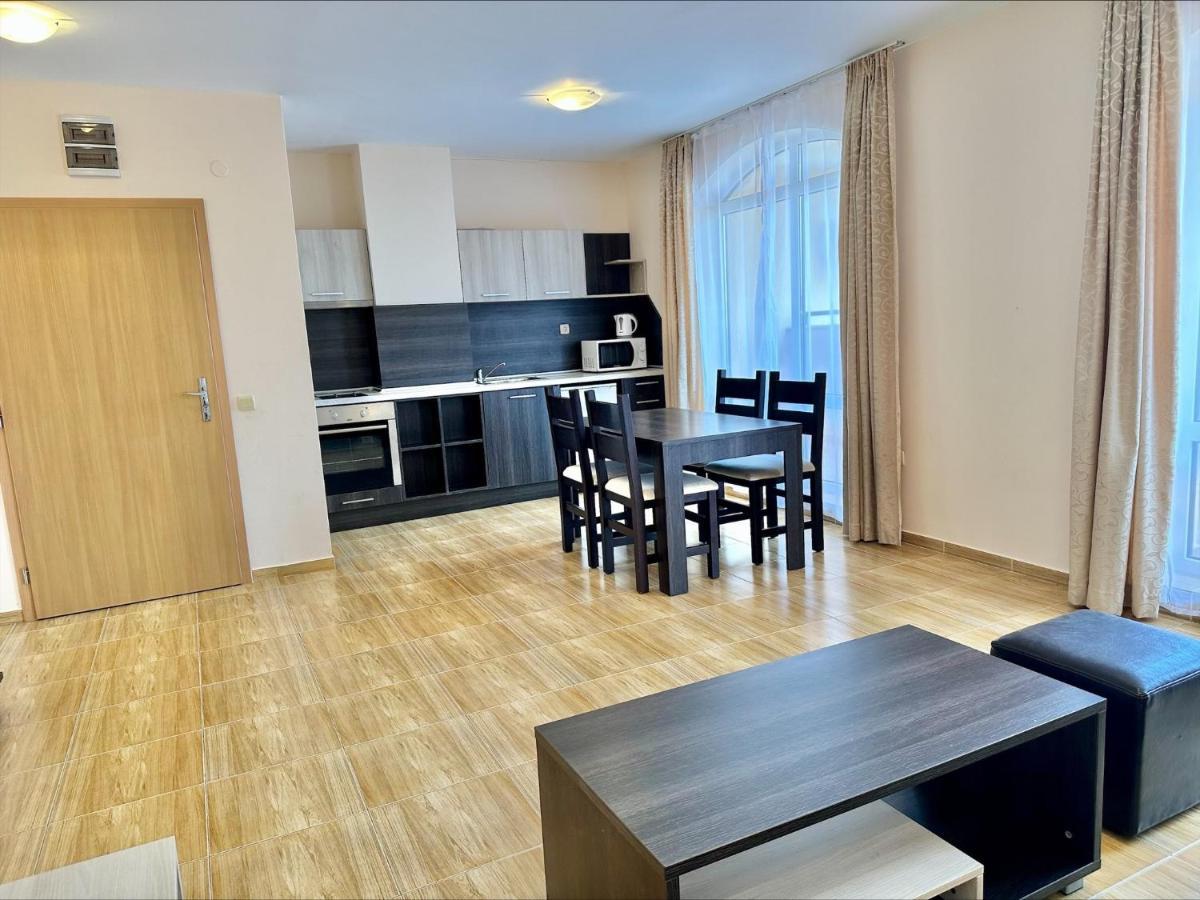 Menada Sky Dreams Apartments Sveti Vlas Buitenkant foto